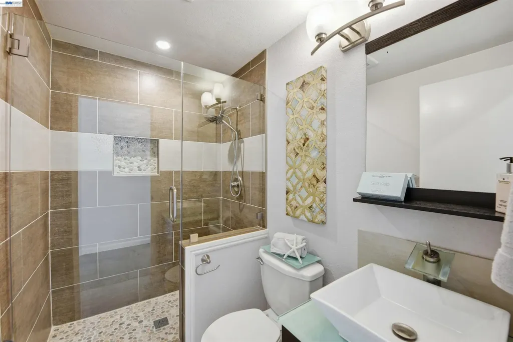 37896 Manzanita Street Newark CA 94560