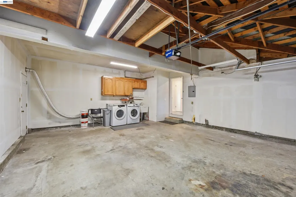 37896 Manzanita Street Newark CA 94560