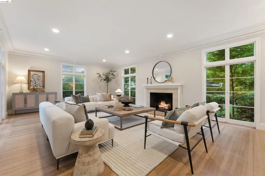 10 Muir Avenue Piedmont CA 94610