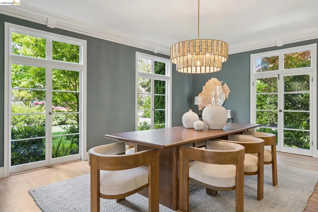 10 Muir Avenue Piedmont CA 94610