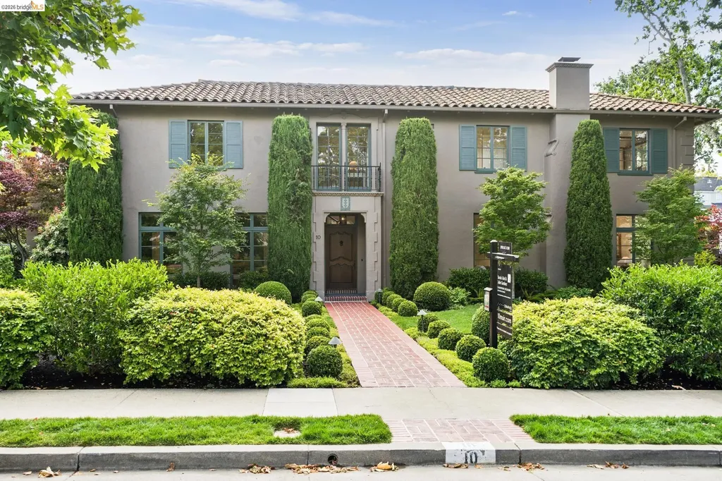 10 Muir Avenue Piedmont CA 94610