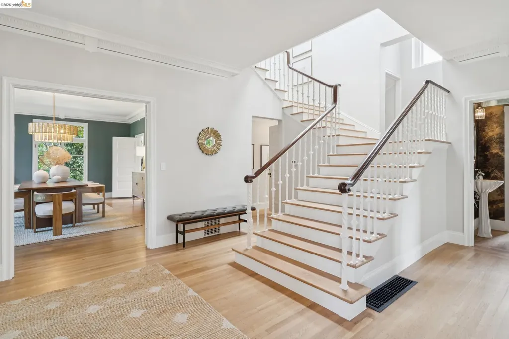 10 Muir Avenue Piedmont CA 94610