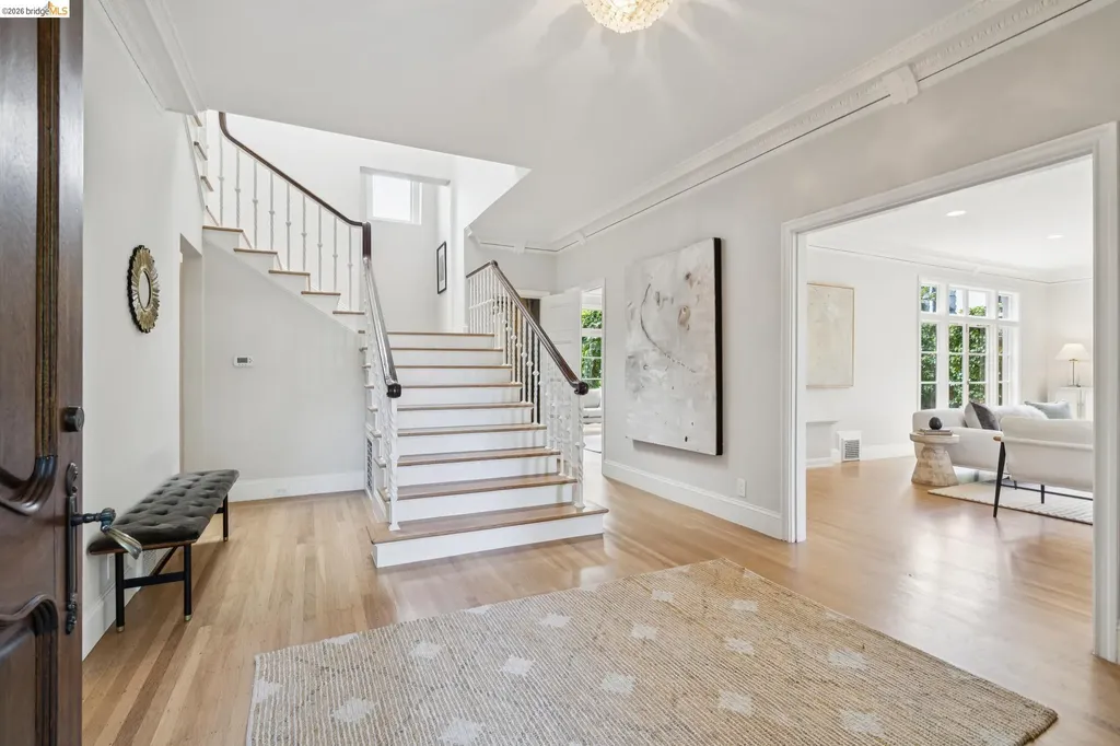 10 Muir Avenue Piedmont CA 94610