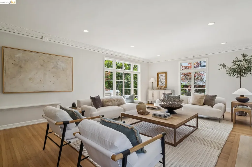 10 Muir Avenue Piedmont CA 94610