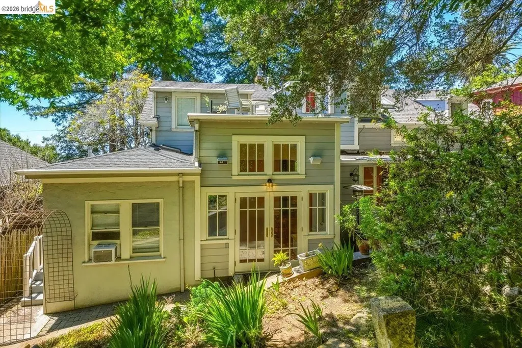 1631 La Vereda Road Berkeley CA 94709