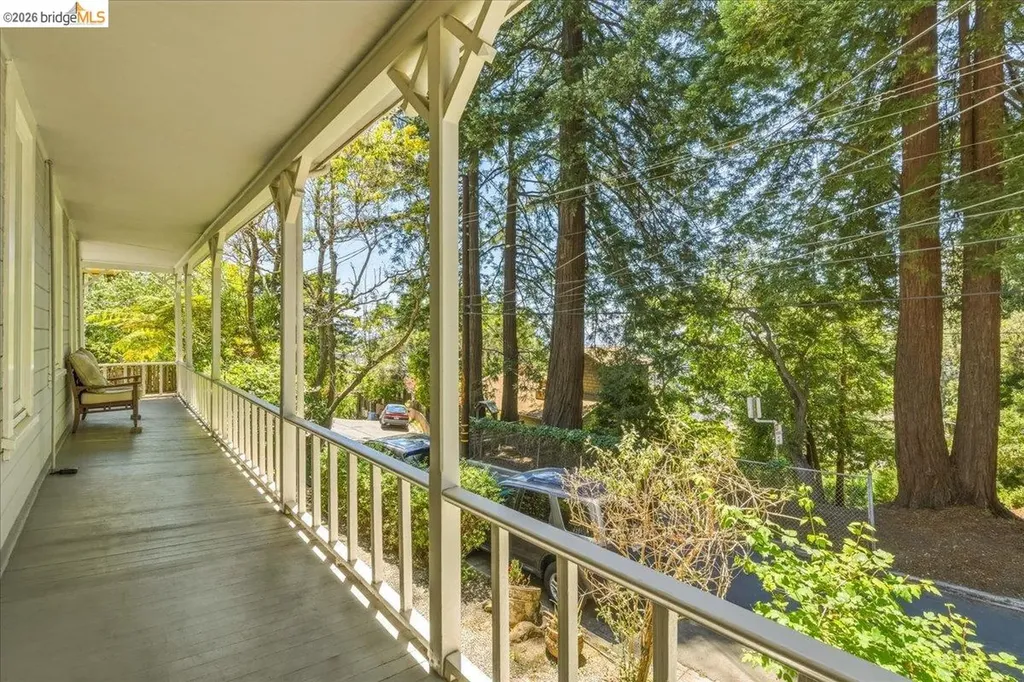 1631 La Vereda Road Berkeley CA 94709