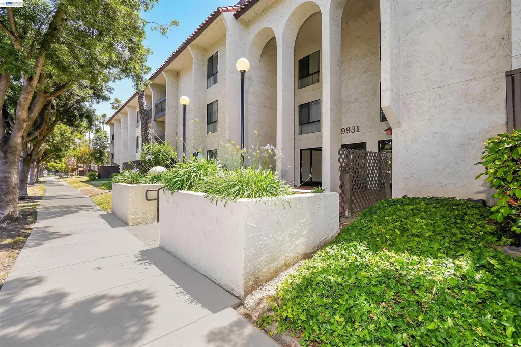 39931 Cedar Boulevard Newark CA 94560