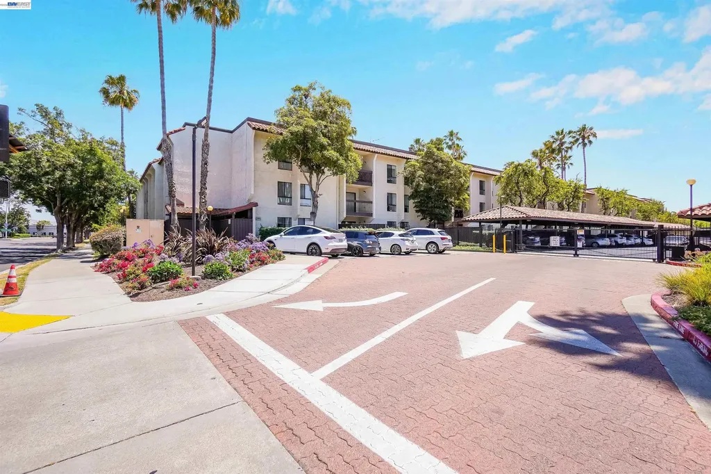 39931 Cedar Boulevard Newark CA 94560