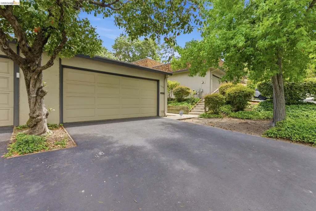 1833 Holland Drive Walnut Creek CA 94596
