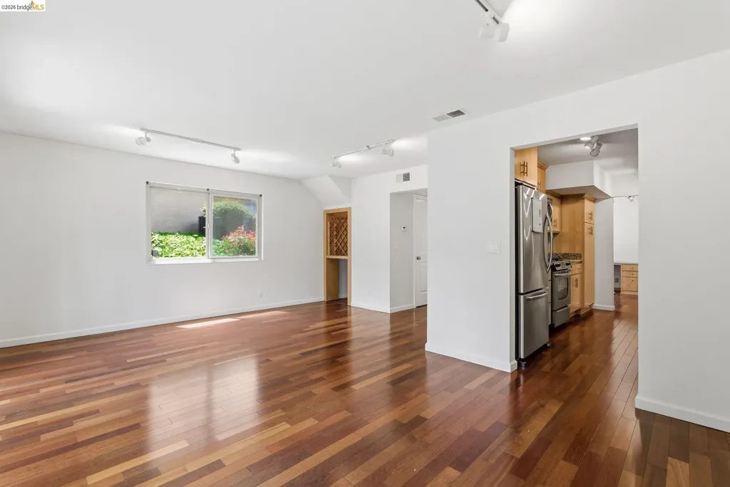 1833 Holland Drive Walnut Creek CA 94596