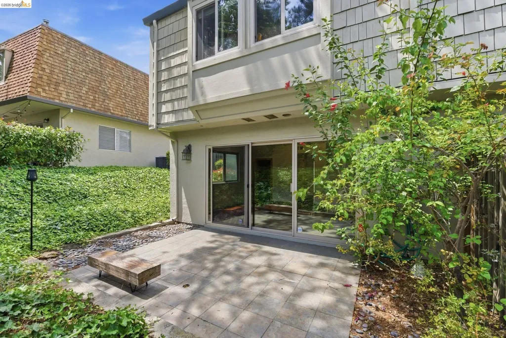 1833 Holland Drive Walnut Creek CA 94596