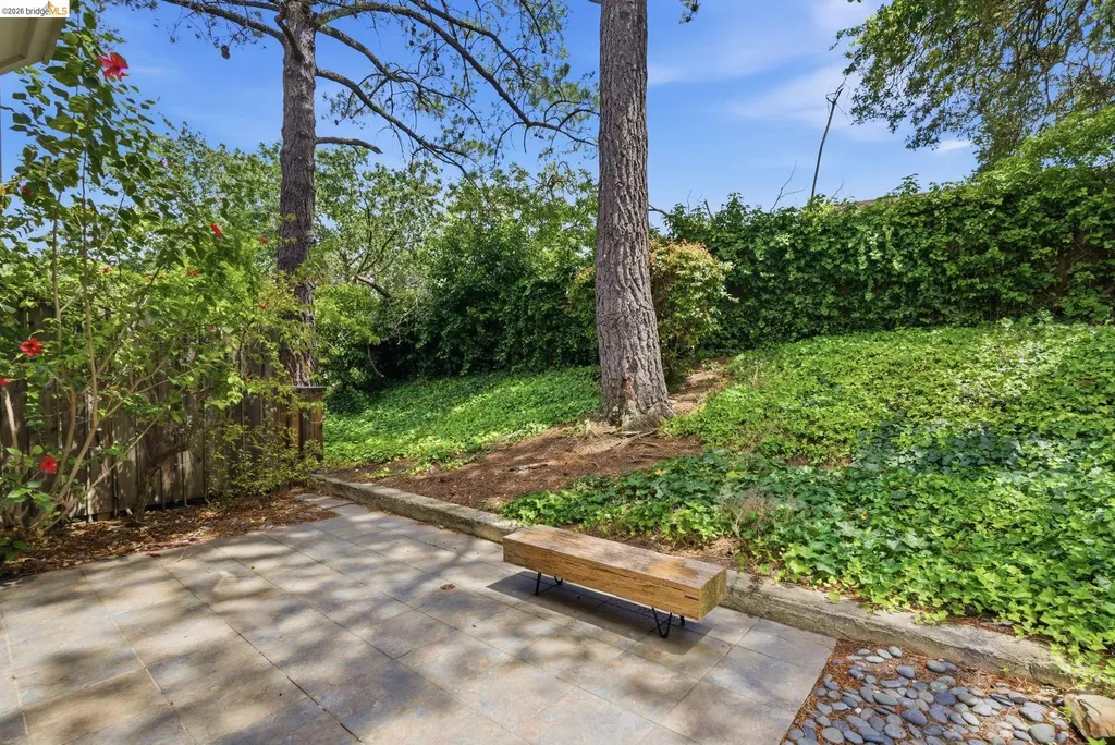 1833 Holland Drive Walnut Creek CA 94596