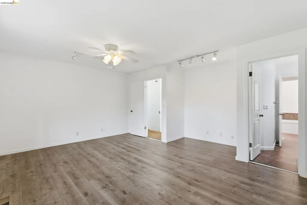 1833 Holland Drive Walnut Creek CA 94596
