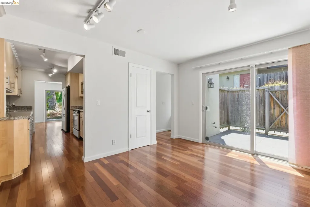 1833 Holland Drive Walnut Creek CA 94596