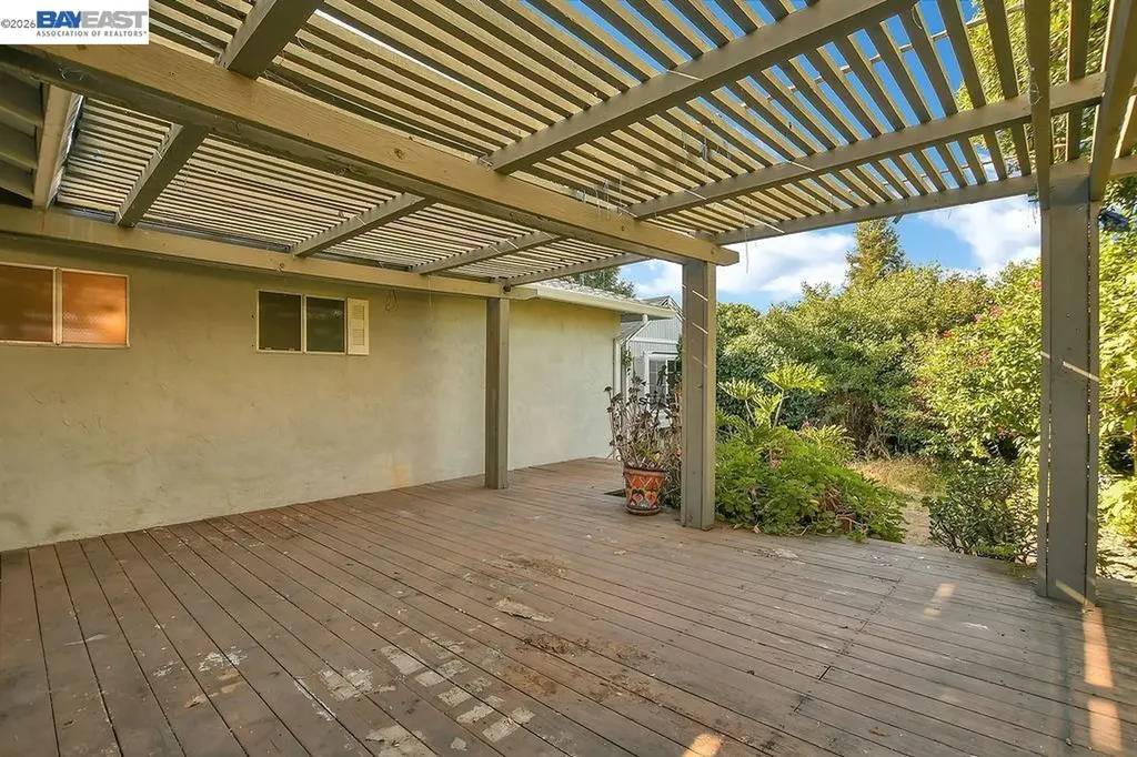 1124 Monterey Drive Antioch CA 94509
