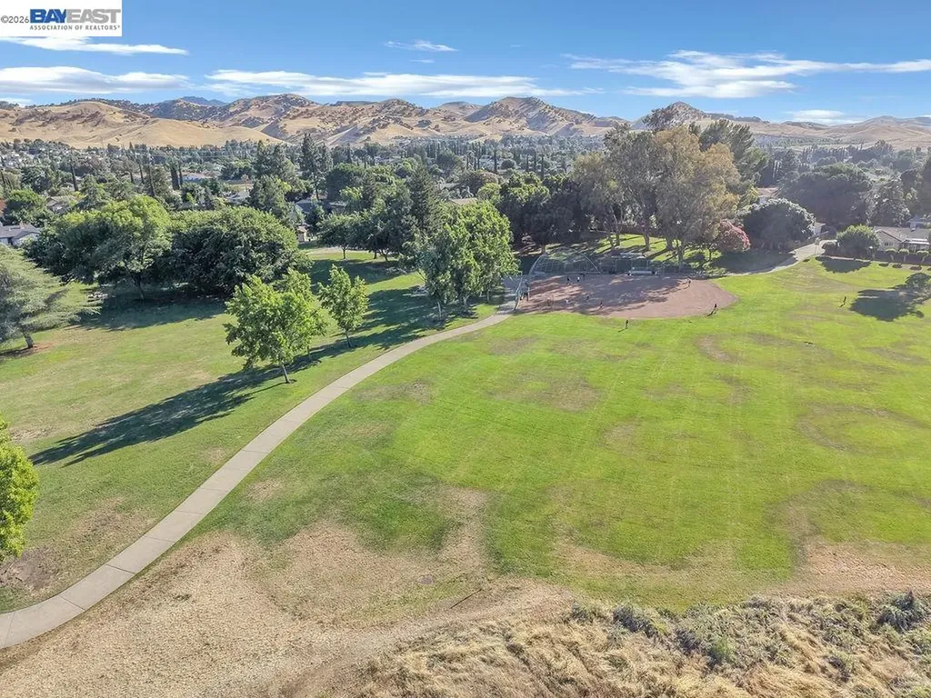 1124 Monterey Drive Antioch CA 94509