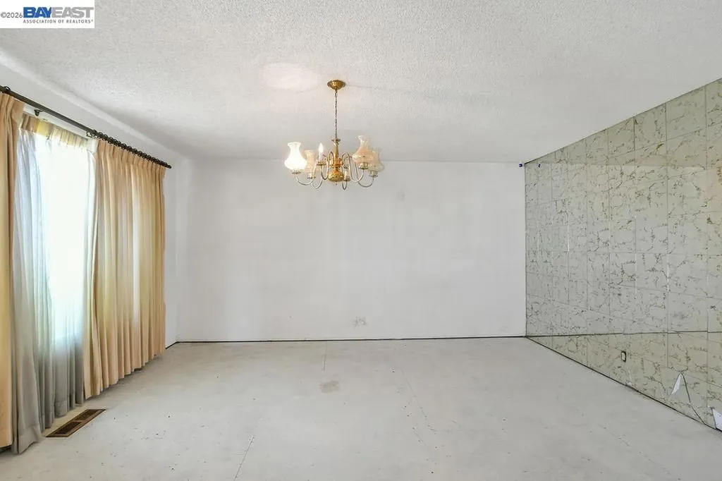 1124 Monterey Drive Antioch CA 94509