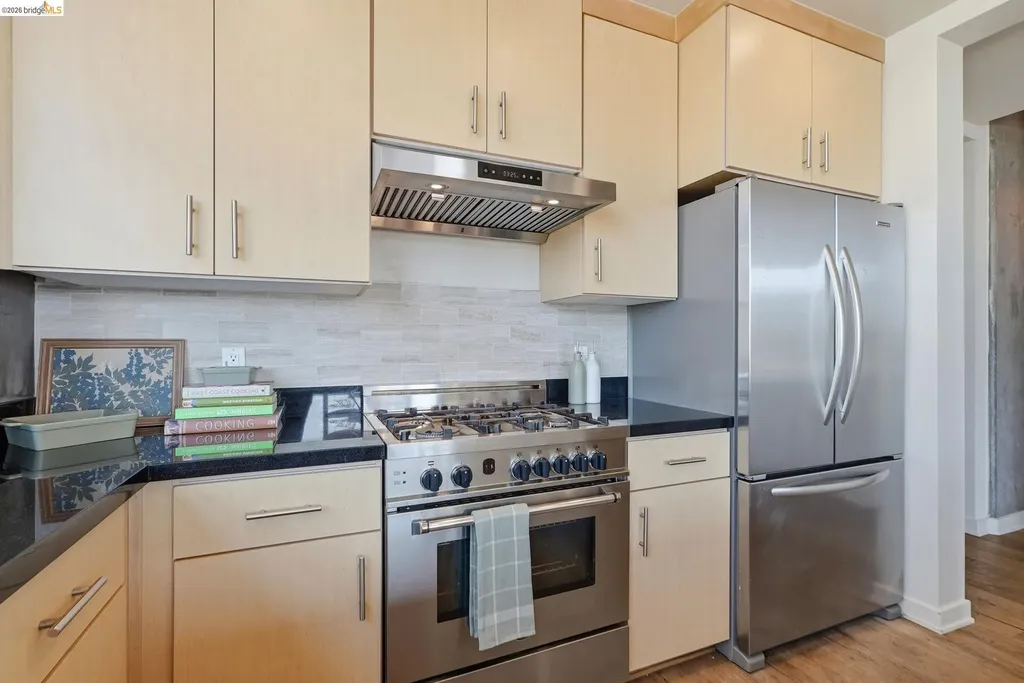 311 2nd Street Oakland CA 94607