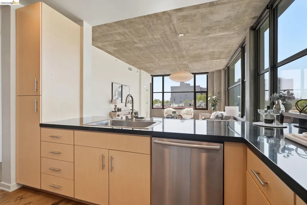 311 2nd Street Oakland CA 94607