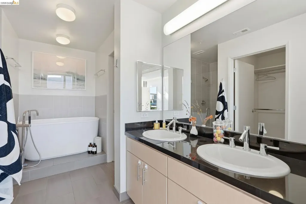 311 2nd Street Oakland CA 94607