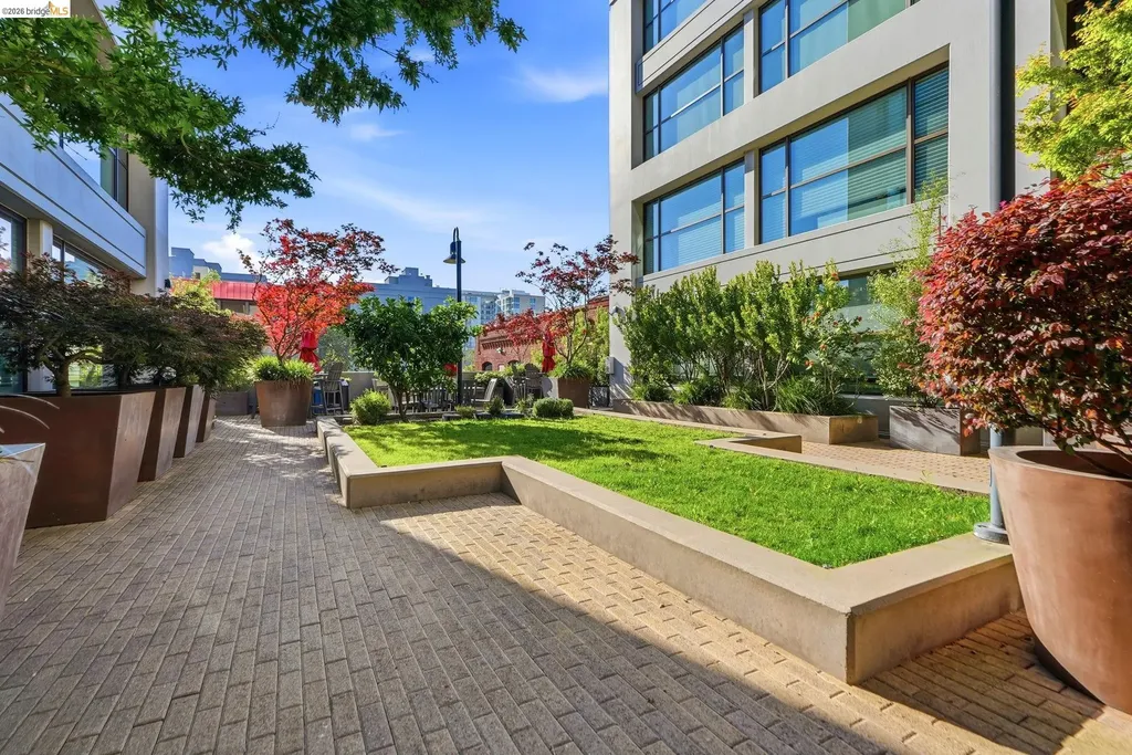 311 2nd Street Oakland CA 94607