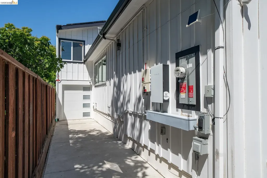 1470 Cornell Avenue Berkeley CA 94702
