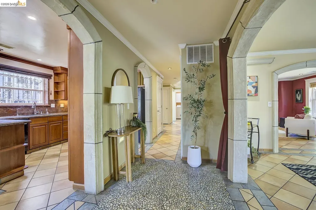 2635 10th Street Oakland CA 94601