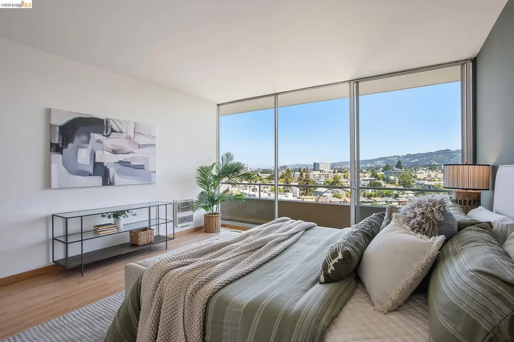 320 Lee Street Oakland CA 94610