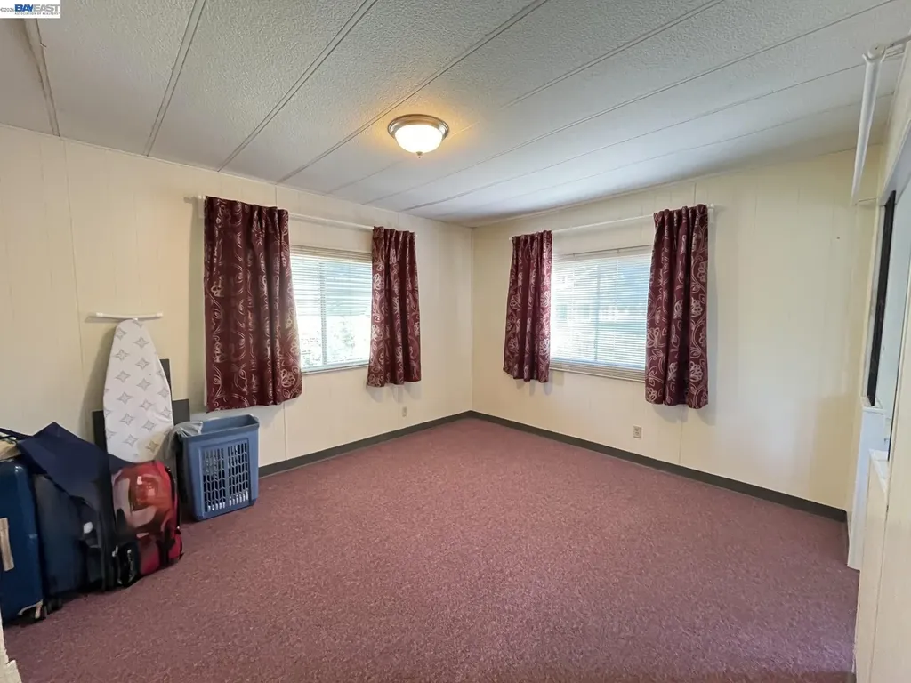 1345 Chelsea Way Hayward CA 94544