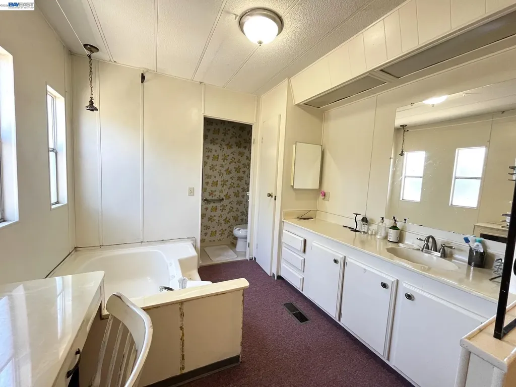 1345 Chelsea Way Hayward CA 94544
