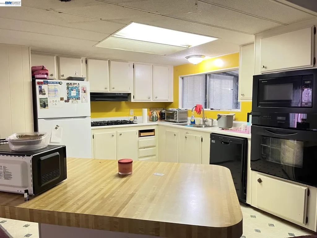 1345 Chelsea Way Hayward CA 94544