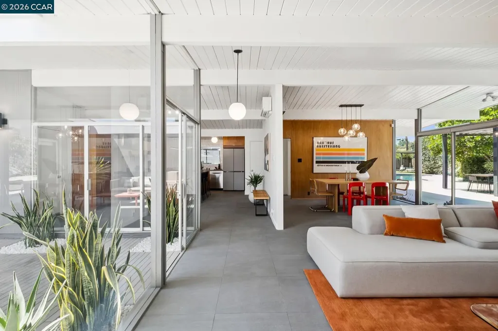 1237 Lancashire Concord CA 94518
