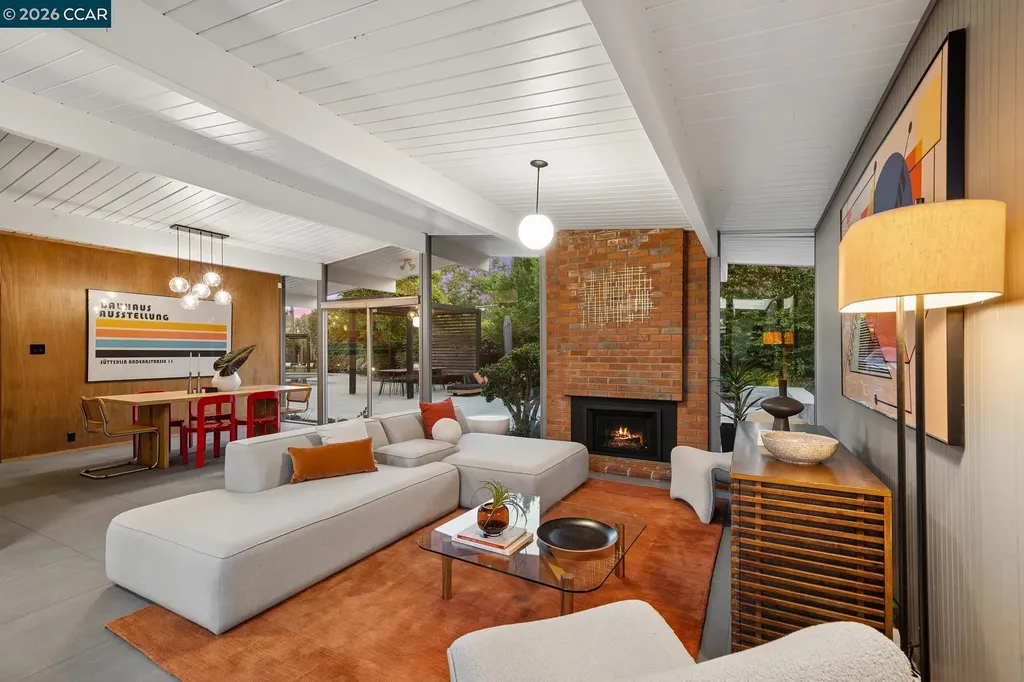 1237 Lancashire Concord CA 94518