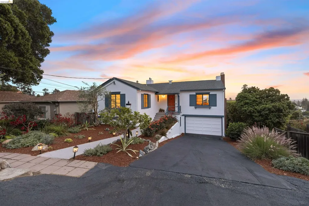 4421 Harbor View Avenue Oakland CA 94619