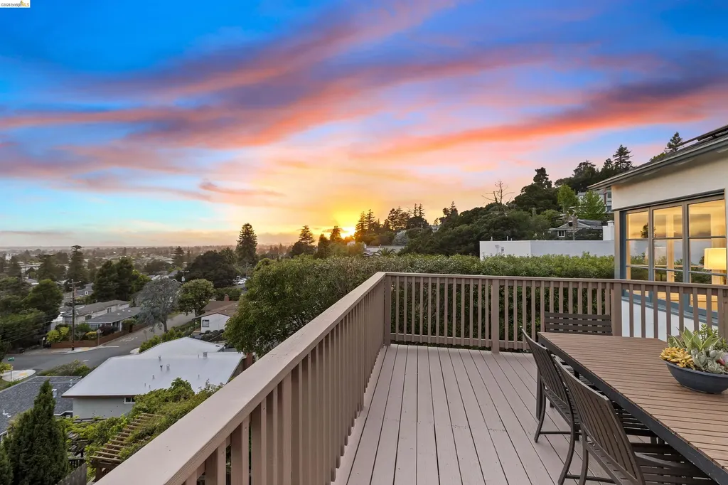4421 Harbor View Avenue Oakland CA 94619