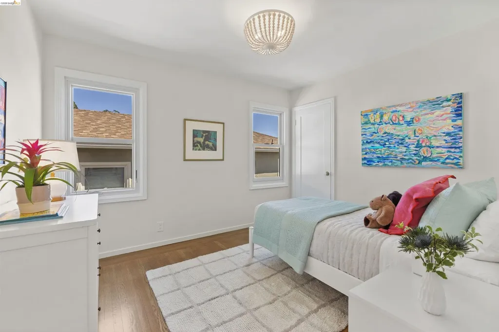 4421 Harbor View Avenue Oakland CA 94619