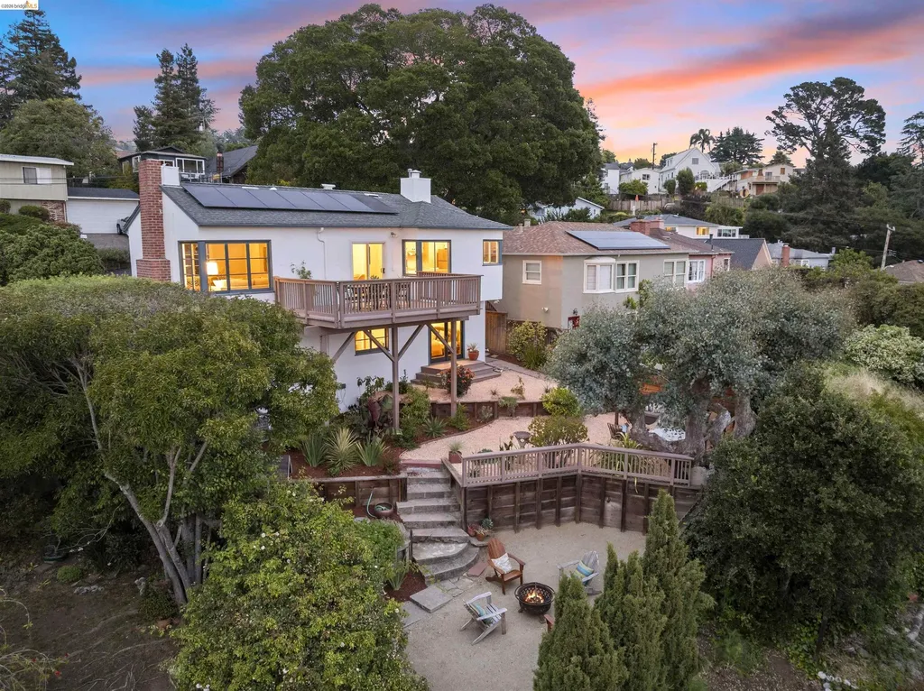 4421 Harbor View Avenue Oakland CA 94619