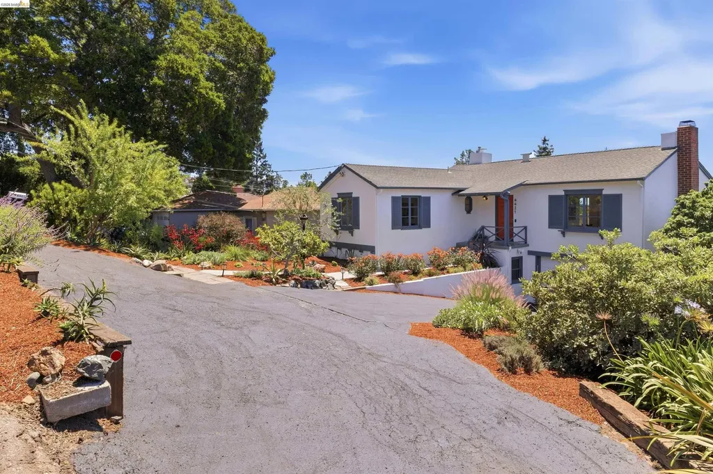 4421 Harbor View Avenue Oakland CA 94619