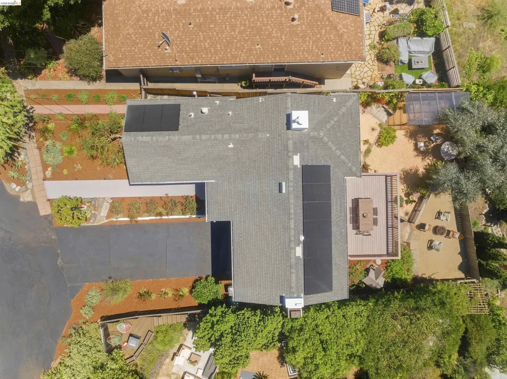 4421 Harbor View Avenue Oakland CA 94619