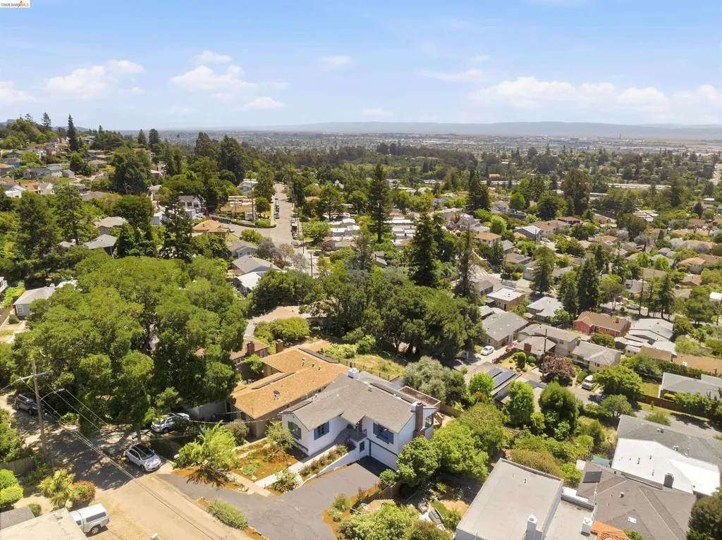 4421 Harbor View Avenue Oakland CA 94619