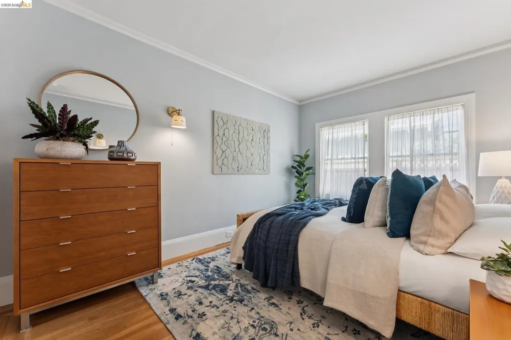 584 Martin Street Oakland CA 94609