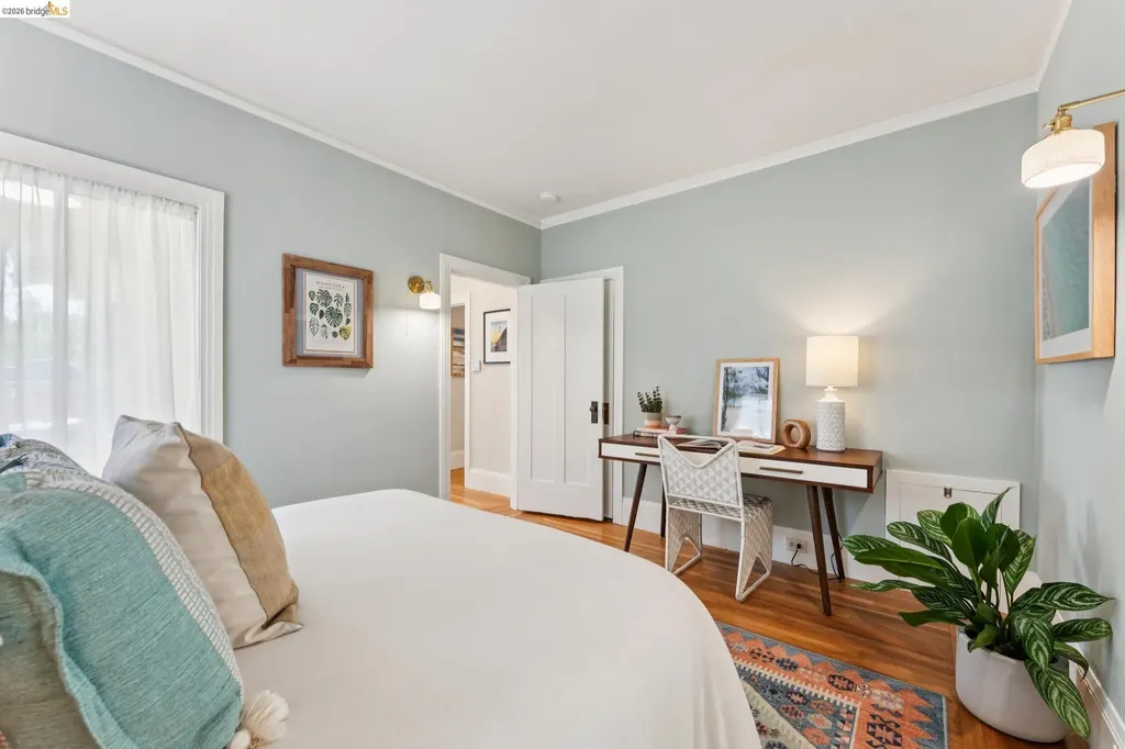 584 Martin Street Oakland CA 94609