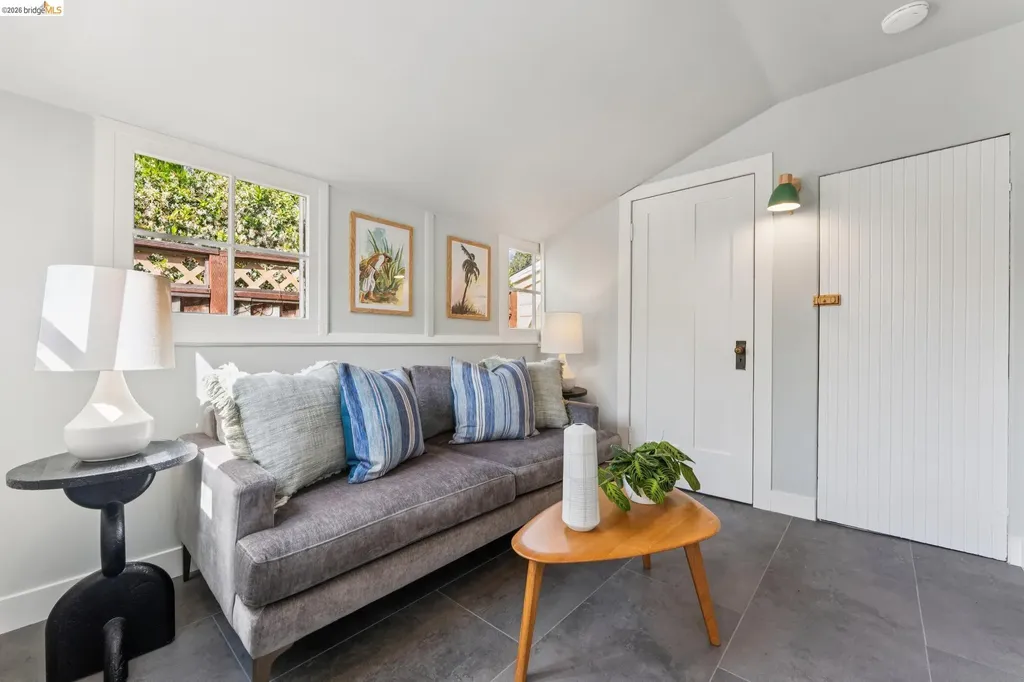 584 Martin Street Oakland CA 94609