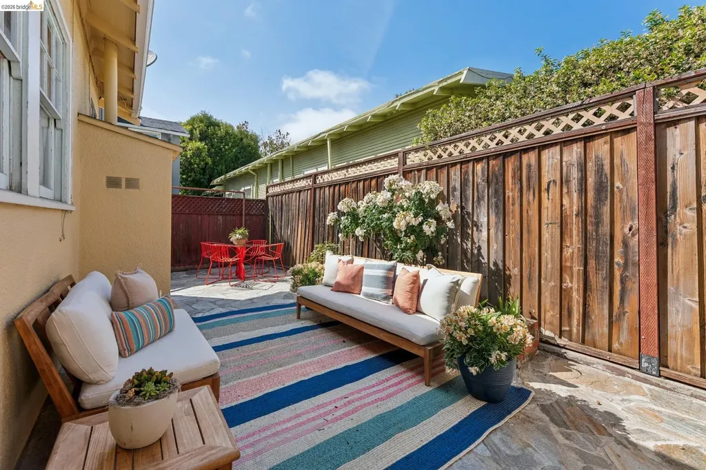 584 Martin Street Oakland CA 94609