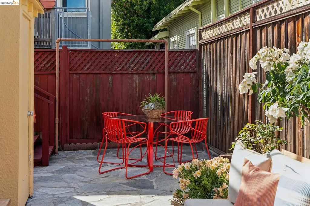 584 Martin Street Oakland CA 94609