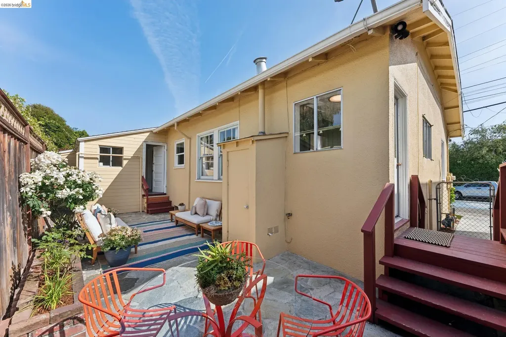 584 Martin Street Oakland CA 94609