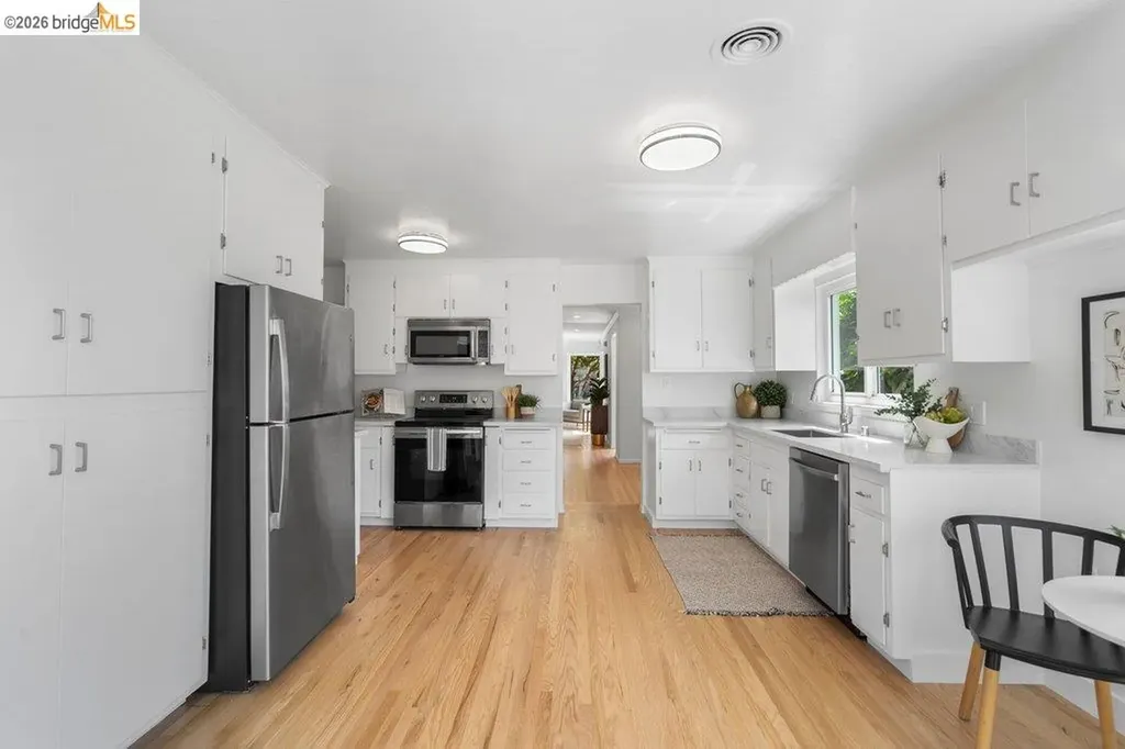 5637 Ludwig Avenue El Cerrito CA 94530