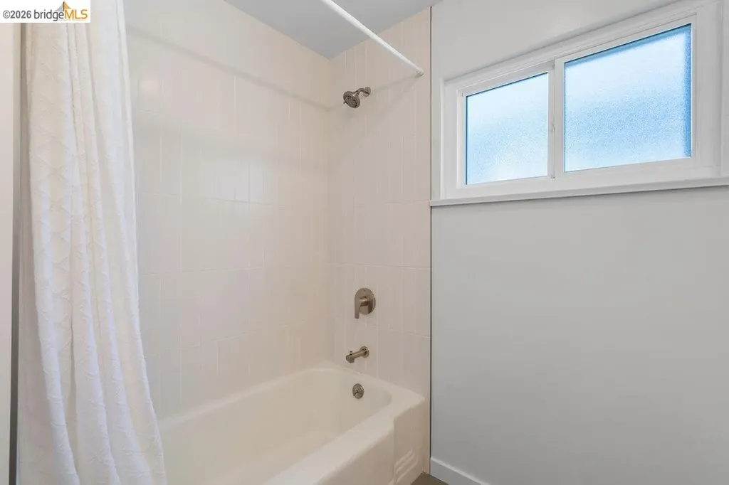 5637 Ludwig Avenue El Cerrito CA 94530