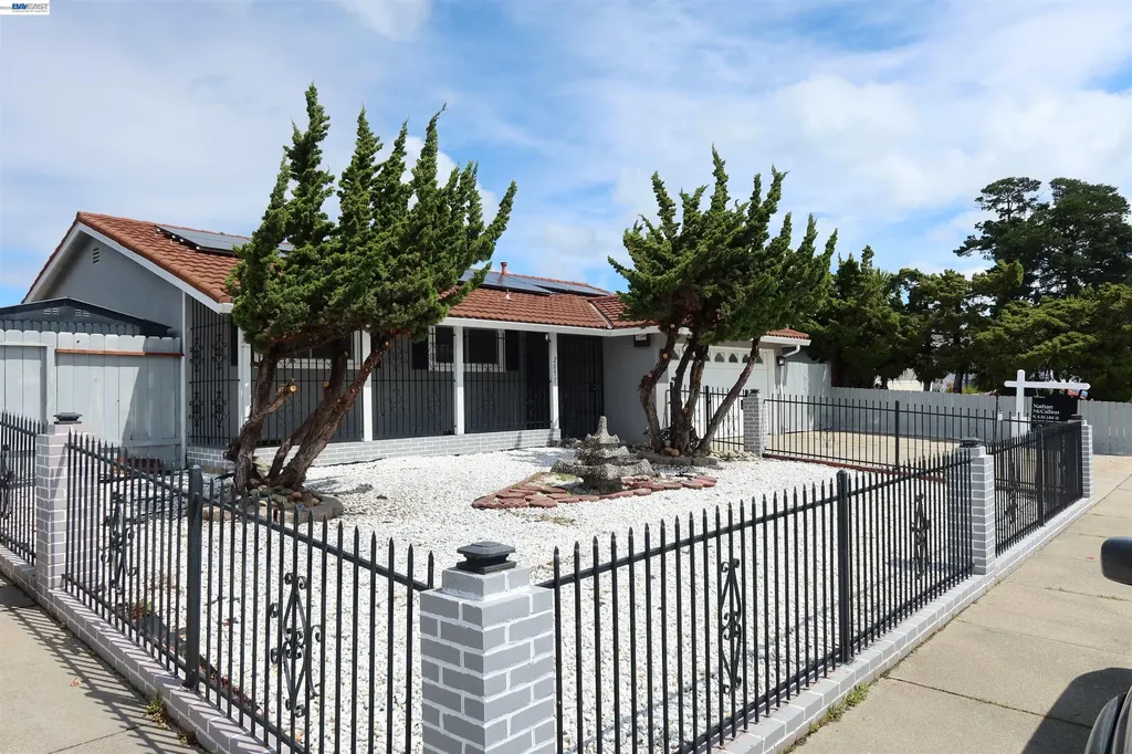 2057 Rosedale San Pablo CA 94806