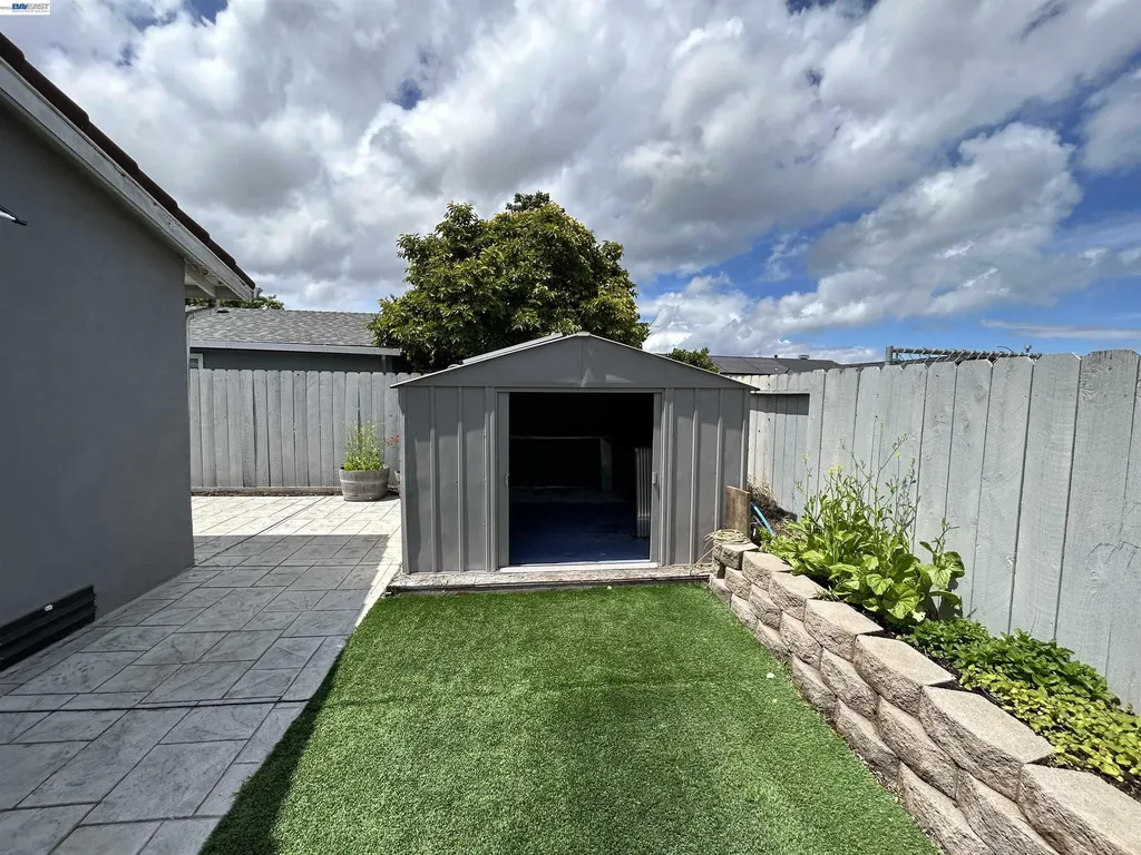2057 Rosedale San Pablo CA 94806